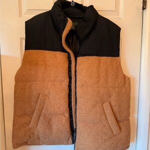 Wild Fable Black and Tan Men's Vest